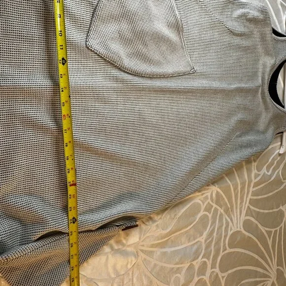 Funky BIG button Dress - Picture 12 of 12